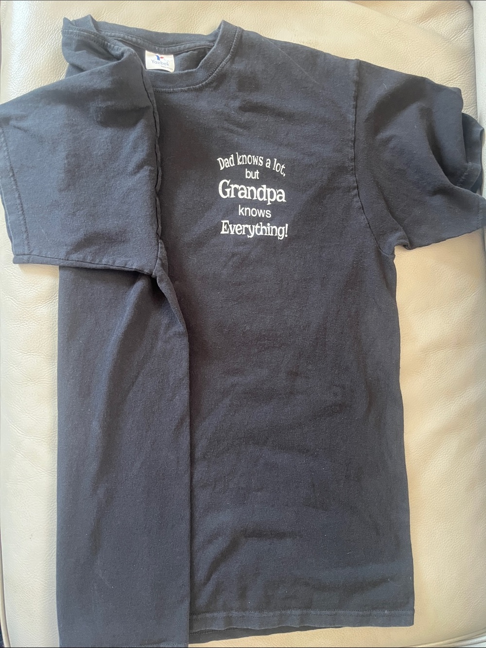 Black Grandpa Knows Everything Short Sleeve Tee - Picture 3 of 3